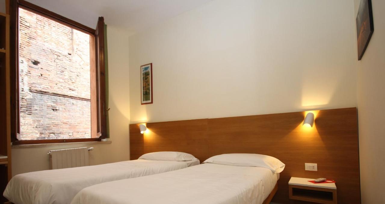 Hotel La Perla Siena Exterior photo