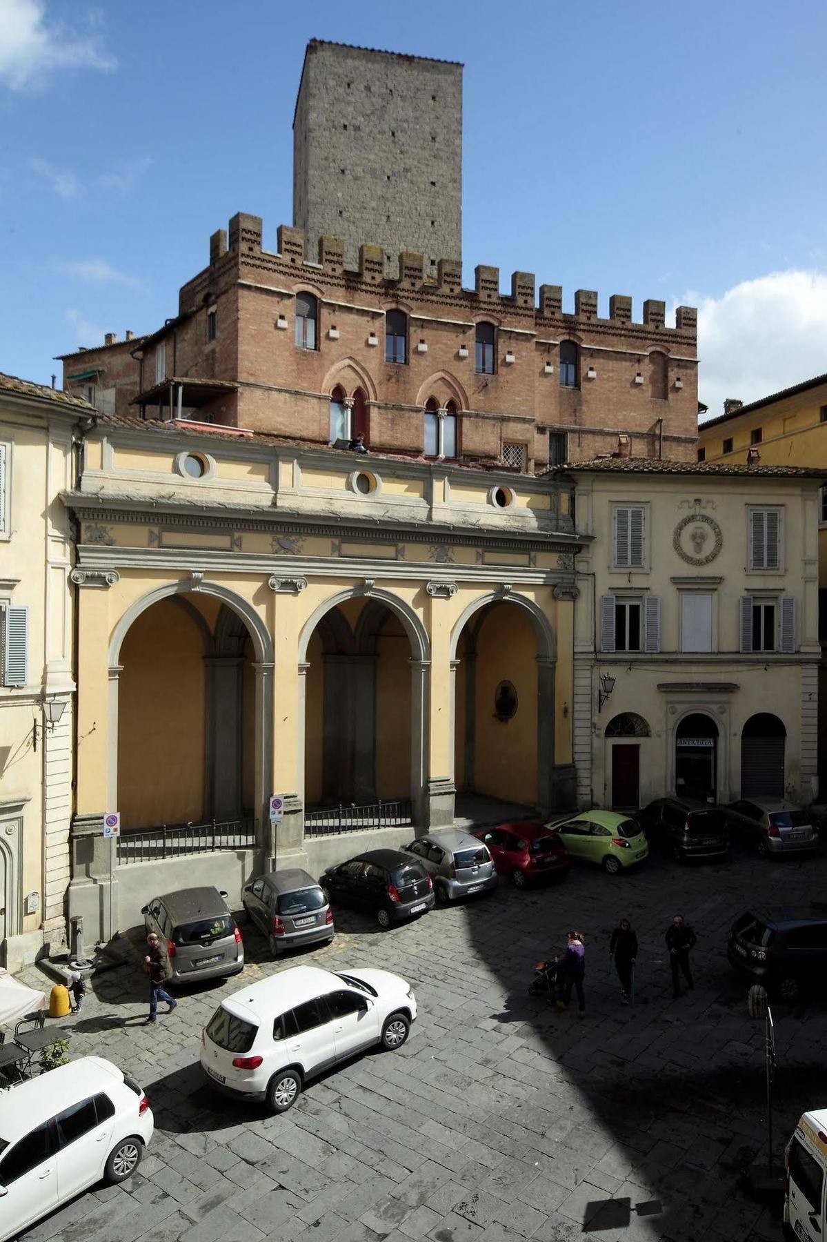 Hotel La Perla Siena Exterior photo