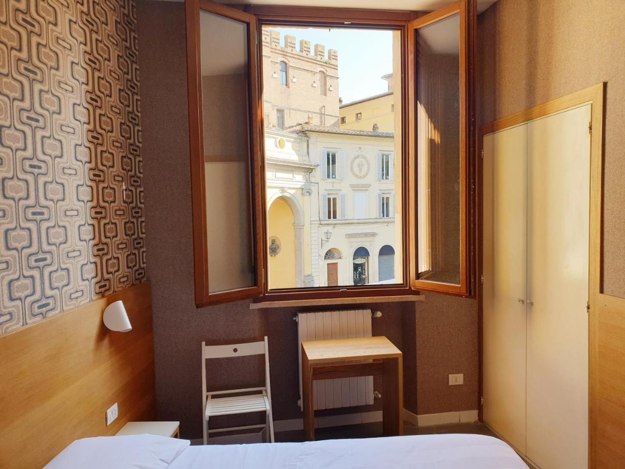 Hotel La Perla Siena Exterior photo
